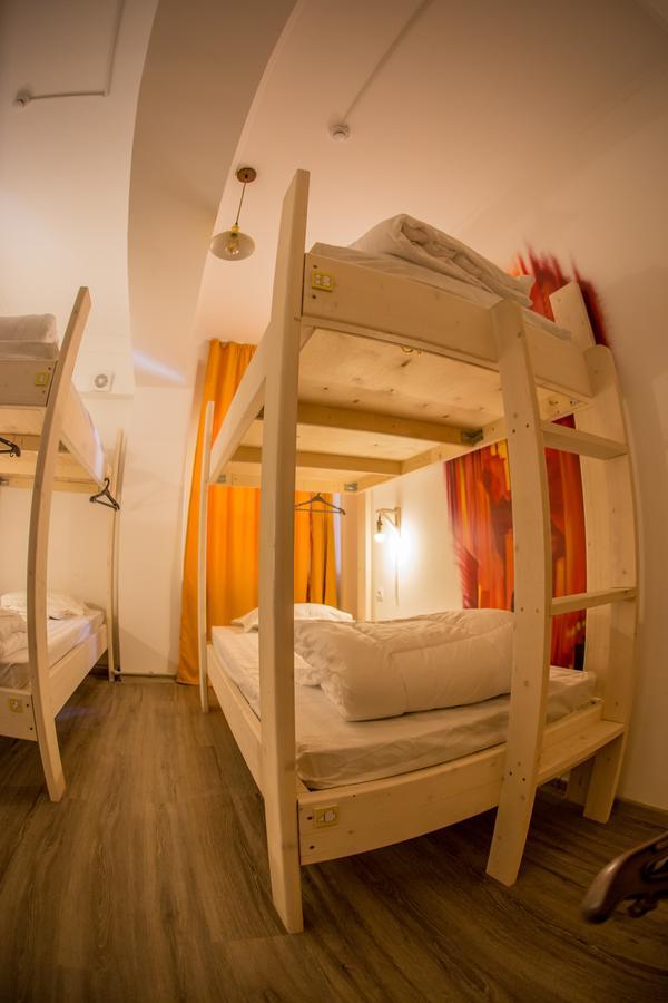 West Point Soul Hostel Almaty Exterior foto