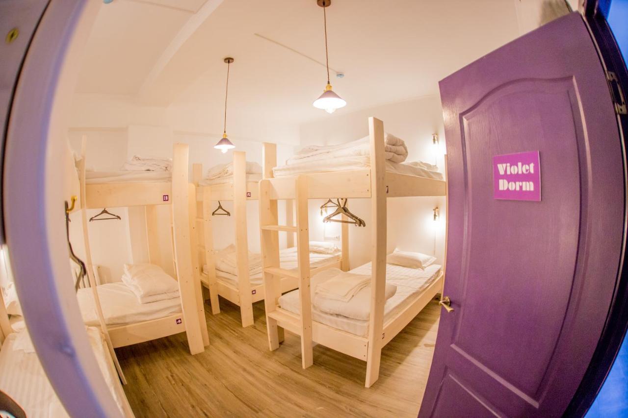 West Point Soul Hostel Almaty Exterior foto