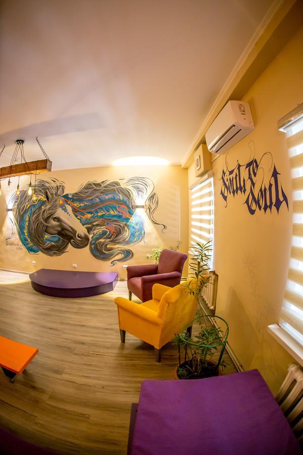 West Point Soul Hostel Almaty Exterior foto